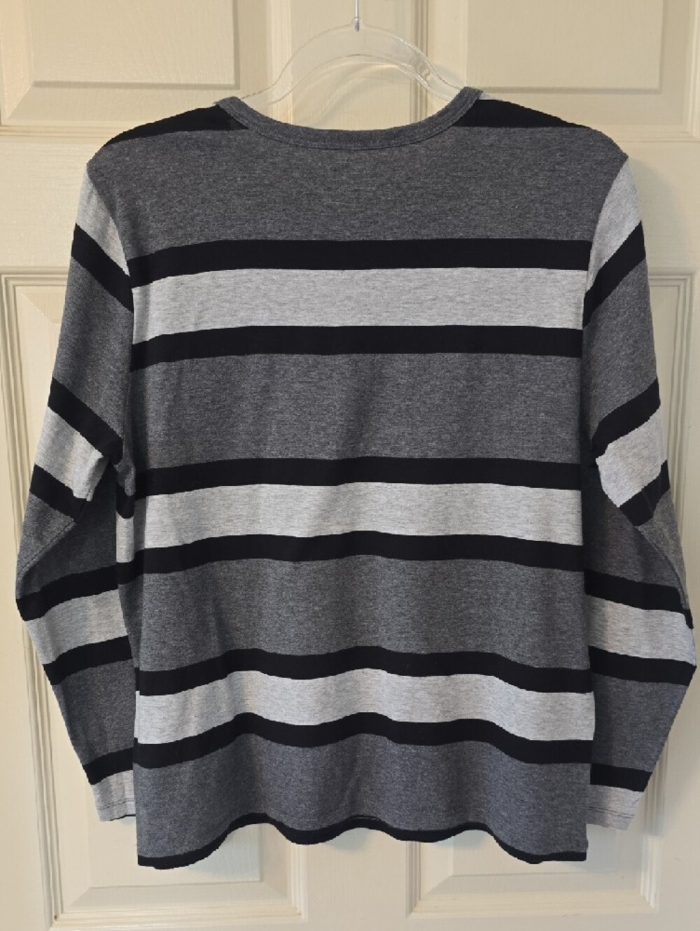 Wonder Nation | Boy's | Gray & Black Striped | Crewneck Shirt | Size 14-16 Husky - Picture 2 of 4